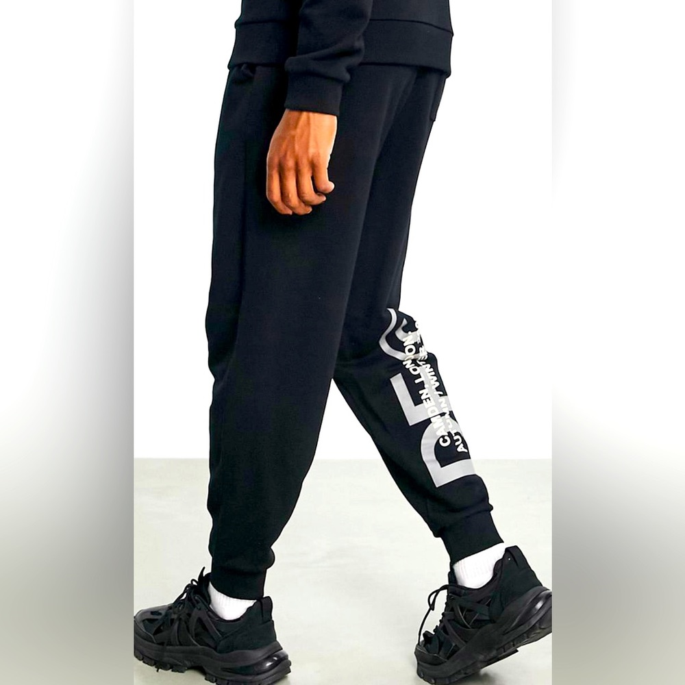 Men’s XL Dark Future sweatpants